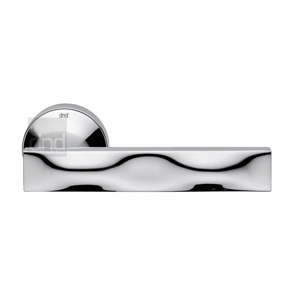 dnd Sike Door Handle on Round Rose