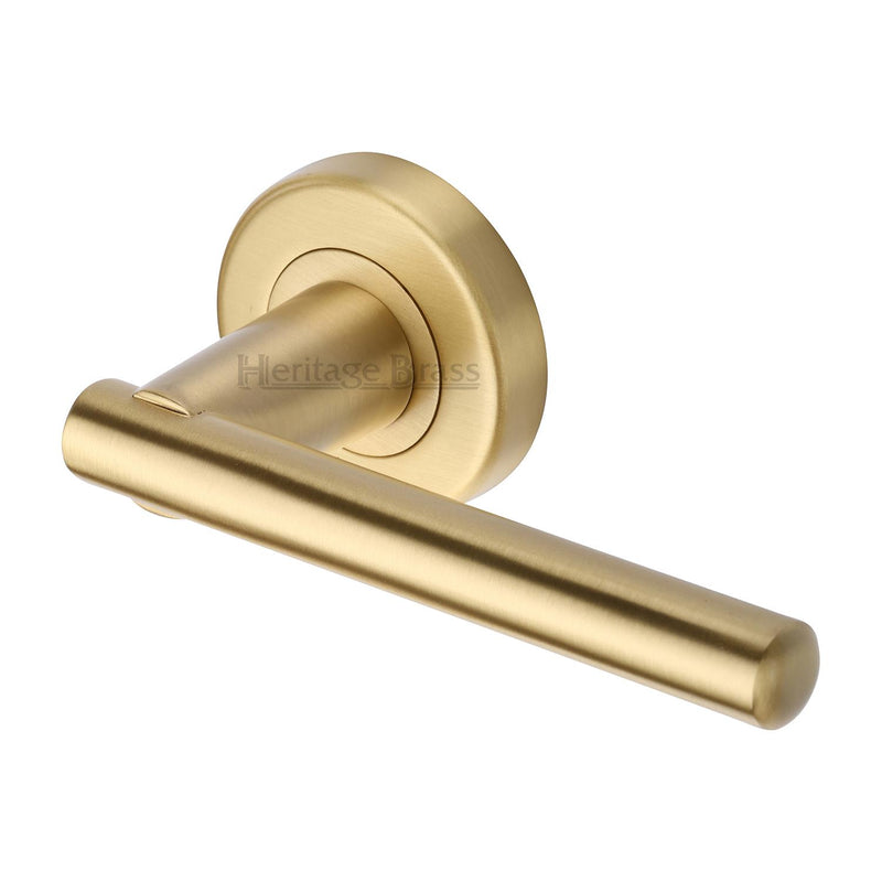 Heritage Brass Challenger Door Handle on Round Rose