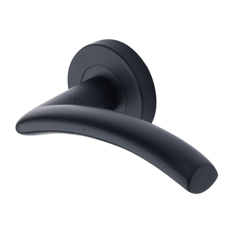 Heritage Brass Centaur Door Handle on Round Rose