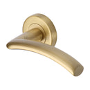 Heritage Brass Centaur Door Handle on Round Rose