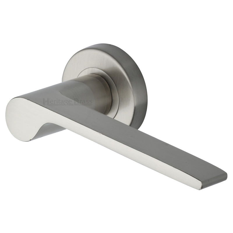 Heritage Brass Julia Door Handle on Round Rose