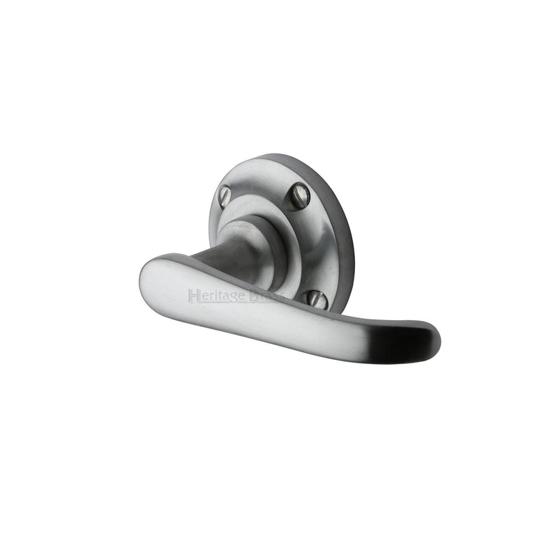 Heritage Brass Windsor Door Handle on Round Rose