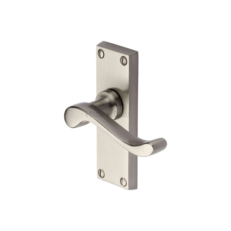 Heritage Brass Bedford Short Door Handle on Plate