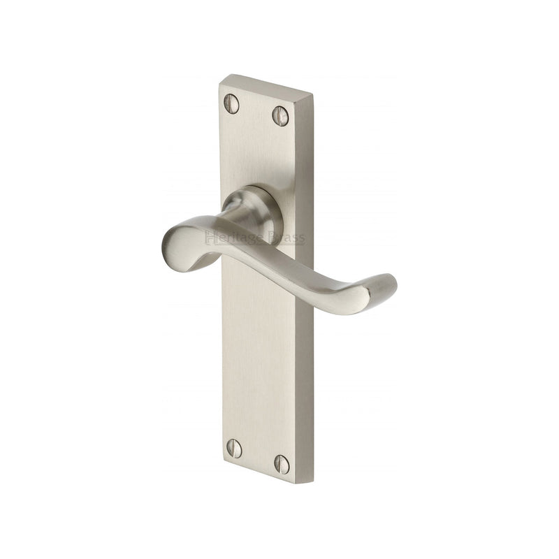 Heritage Brass Bedford Door Handle on Plate