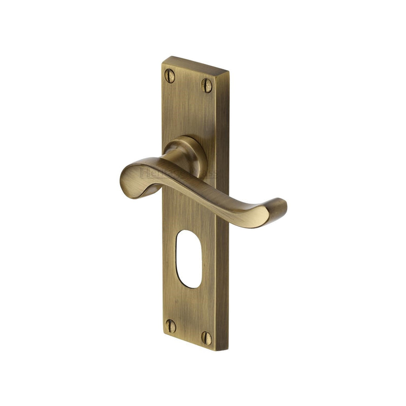 Heritage Brass Bedford Door Handle on Plate