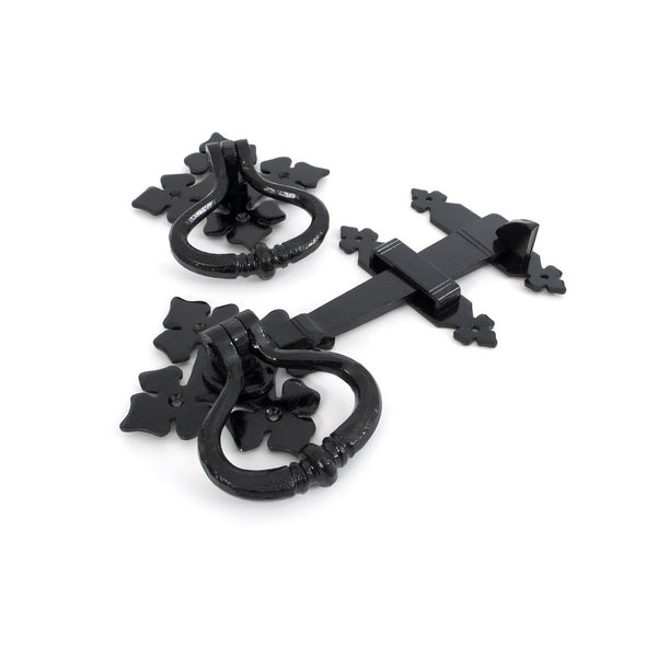 From The Anvil Shakespeare Latch Set - Black